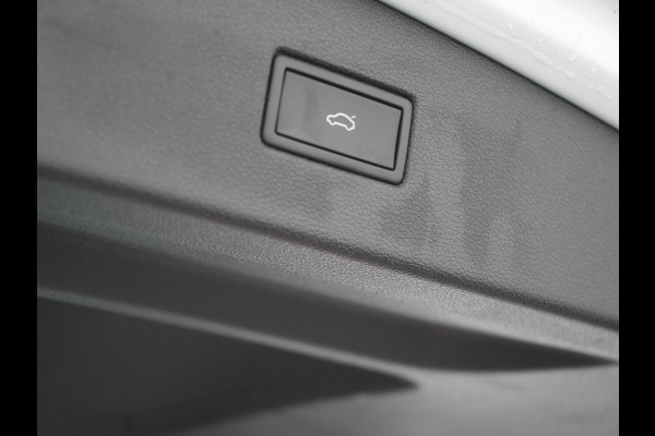 Seat Tarraco 1.4 TSI e-Hybrid FR Plug in Hybrid 245pk Dealer O.H PHEV | Panodak | 360 Camera | Adaptive Cruise | Alcantara Sportstoelen Memory & Verwarmd | Apple Carplay | Blis | Navigatie | Keyless | Stuur Verwarmd | Virtual | DAB |