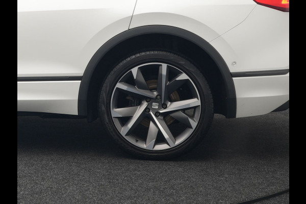 Seat Tarraco 1.4 TSI e-Hybrid FR Plug in Hybrid 245pk Dealer O.H PHEV | Panodak | 360 Camera | Adaptive Cruise | Alcantara Sportstoelen Memory & Verwarmd | Apple Carplay | Blis | Navigatie | Keyless | Stuur Verwarmd | Virtual | DAB |