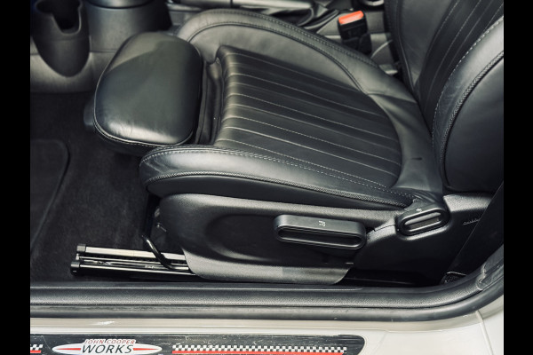 MINI Mini 2.0 Cooper S JCW | Panorama | 1e Eig! | NAP MINI Mini 2.0 Cooper S JCW | Panorama | 1e Eig! | NAP