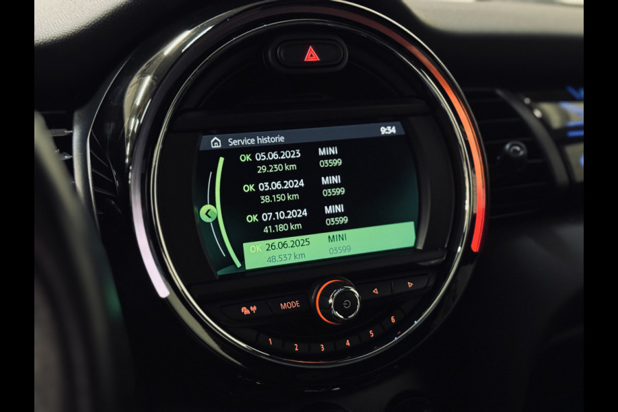 MINI Mini 2.0 Cooper S JCW | Panorama | 1e Eig! | NAP MINI Mini 2.0 Cooper S JCW | Panorama | 1e Eig! | NAP