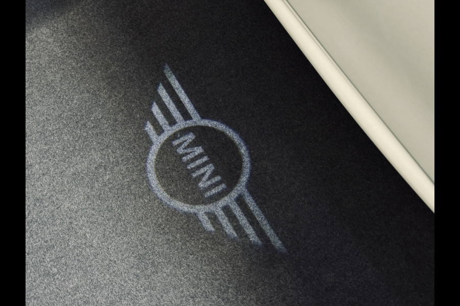 MINI Mini 2.0 Cooper S JCW | Panorama | 1e Eig! | NAP MINI Mini 2.0 Cooper S JCW | Panorama | 1e Eig! | NAP