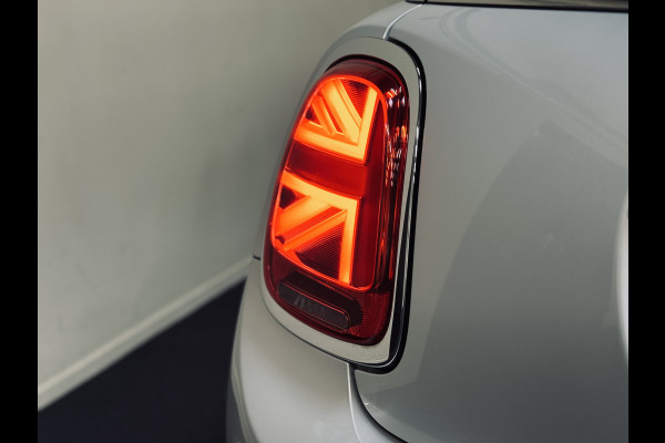 MINI Mini 2.0 Cooper S JCW | Panorama | 1e Eig! | NAP MINI Mini 2.0 Cooper S JCW | Panorama | 1e Eig! | NAP