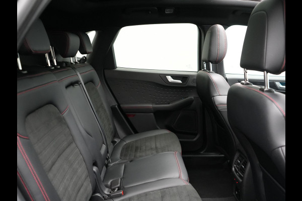 Ford Kuga 1.5 EcoBoost ST-Line X 150pk Dealer O.H | Trekhaak Af Fabriek | Panodak | Head Up | Adaptive Cruise | Bang & Olufsen Sound | Alcantara Sportstoelen Verwarmd | Camera | Stuur Verwarmd | Keyless | Navigatie | Blis | Virtual | DAB |