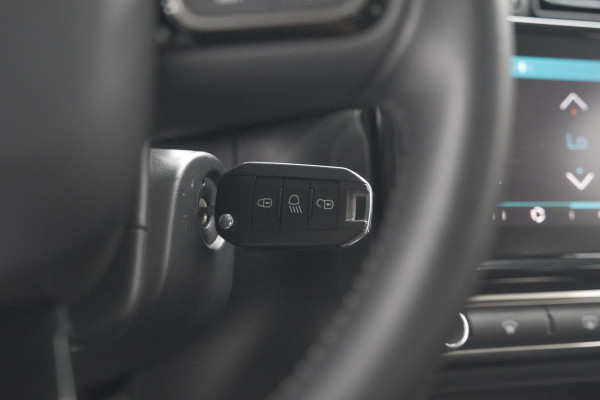 Citroën C3 PureTech 110 EAT6 Shine | Camera | Navigatie | Apple Carplay | Parkeersensoren | Climate Control | 16 Inch Lichtmetalen Velgen