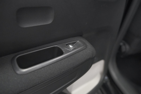 Citroën C3 PureTech 110 EAT6 Shine | Camera | Navigatie | Apple Carplay | Parkeersensoren | Climate Control | 16 Inch Lichtmetalen Velgen