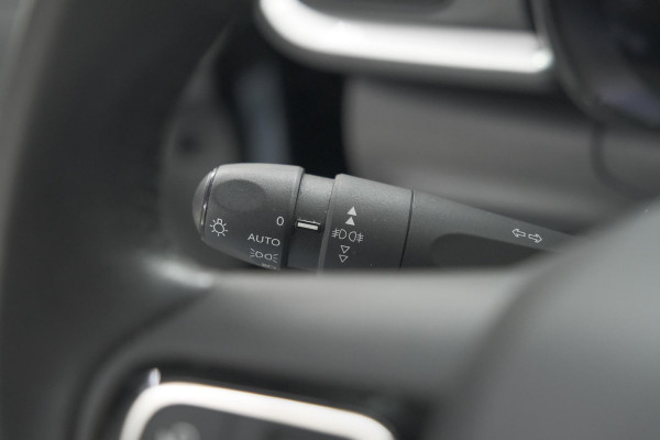 Citroën C3 PureTech 110 EAT6 Shine | Camera | Navigatie | Apple Carplay | Parkeersensoren | Climate Control | 16 Inch Lichtmetalen Velgen