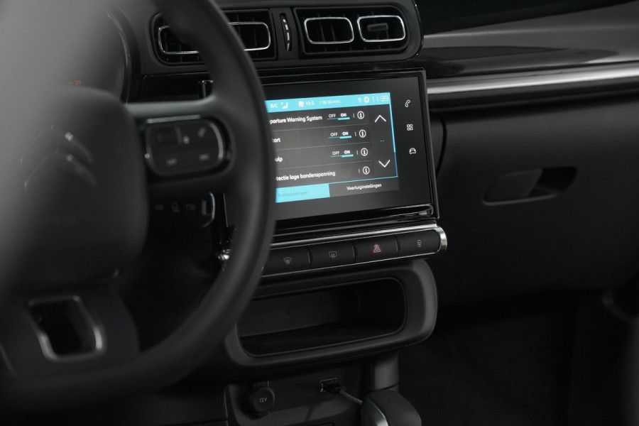 Citroën C3 PureTech 110 EAT6 Shine | Camera | Navigatie | Apple Carplay | Parkeersensoren | Climate Control | 16 Inch Lichtmetalen Velgen