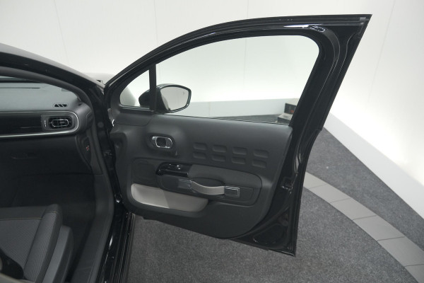 Citroën C3 PureTech 110 EAT6 Shine | Camera | Navigatie | Apple Carplay | Parkeersensoren | Climate Control | 16 Inch Lichtmetalen Velgen