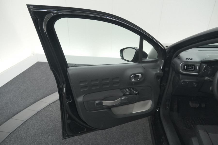 Citroën C3 PureTech 110 EAT6 Shine | Camera | Navigatie | Apple Carplay | Parkeersensoren | Climate Control | 16 Inch Lichtmetalen Velgen