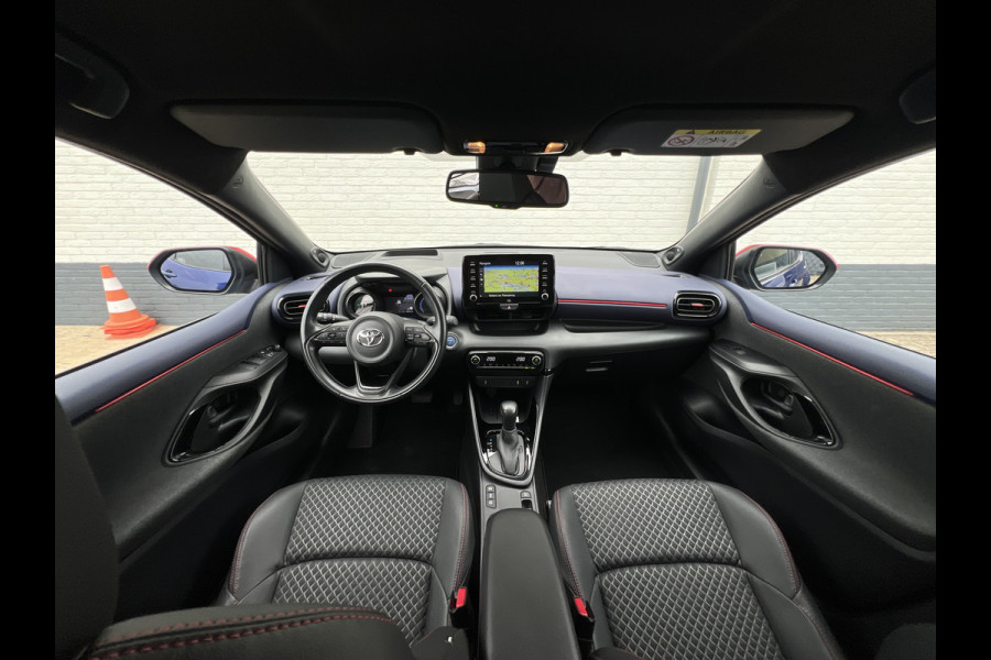 Toyota Yaris 1.5 Hybrid Executive Sport | Navi | JBL Audio | Camera | HUD