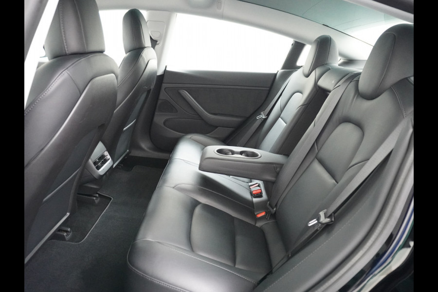 Tesla Model 3 Performance 513pk 20" AutoPilot Pano.dak  Adaptive Cruise Camera''s Leer PDC-A+Voor Wifi Ecc Pdc Dual Motor ! Elektr.-A-Klep+Stuur+Verst.Stoel+Geheugen, Easy Entry Stoel+Bank-Verwarmd Keyless carbon spoiler rode remklauwen Long Range accu WiFi Voorbereid. Internet (9,99pm) 75 kWh 4wd 1e Eigenaar Origineel Nederlandse Auto