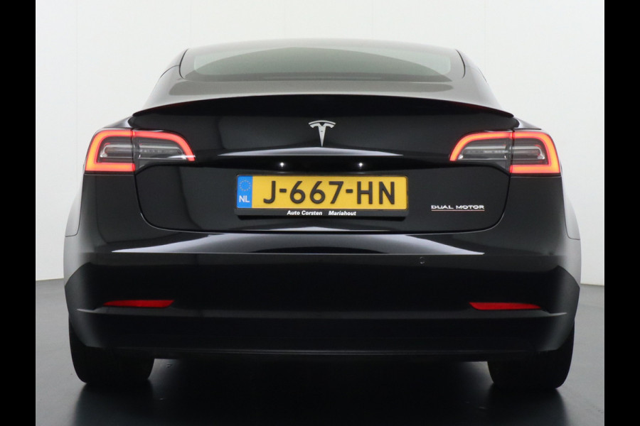 Tesla Model 3 Performance 513pk 20" AutoPilot Pano.dak  Adaptive Cruise Camera''s Leer PDC-A+Voor Wifi Ecc Pdc Dual Motor ! Elektr.-A-Klep+Stuur+Verst.Stoel+Geheugen, Easy Entry Stoel+Bank-Verwarmd Keyless carbon spoiler rode remklauwen Long Range accu WiFi Voorbereid. Internet (9,99pm) 75 kWh 4wd 1e Eigenaar Origineel Nederlandse Auto