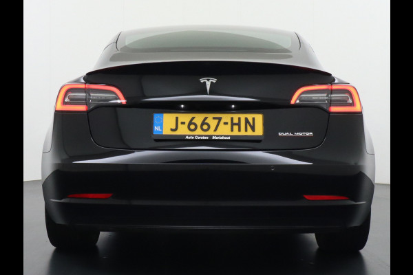 Tesla Model 3 Performance 513pk 20" AutoPilot Pano.dak  Adaptive Cruise Camera''s Leer PDC-A+Voor Wifi Ecc Pdc Dual Motor ! Elektr.-A-Klep+Stuur+Verst.Stoel+Geheugen, Easy Entry Stoel+Bank-Verwarmd Keyless carbon spoiler rode remklauwen Long Range accu WiFi Voorbereid. Internet (9,99pm) 75 kWh 4wd 1e Eigenaar Origineel Nederlandse Auto