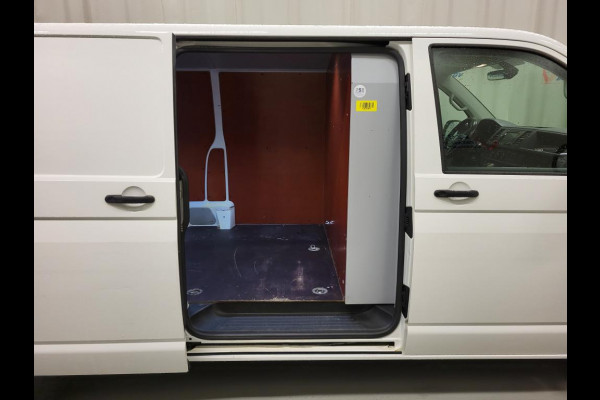Volkswagen Transporter 2.0TDI 150pk L2/H1 Automaat Euro 6! Volkswagen Transporter 2.0TDI 150pk L2/H1 Automaat Euro 6!