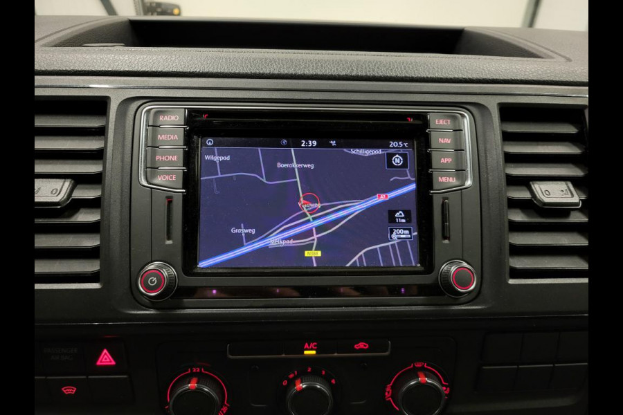 Volkswagen Transporter 2.0TDI 150pk L2/H1 Automaat Euro 6! Volkswagen Transporter 2.0TDI 150pk L2/H1 Automaat Euro 6!