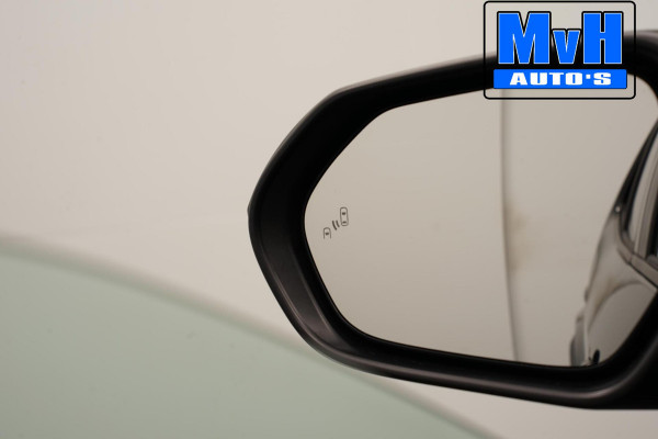 Toyota Yaris Cross 1.5 Hybrid 130 Executive|LUXE!|STUUR/STOELVERWARMING