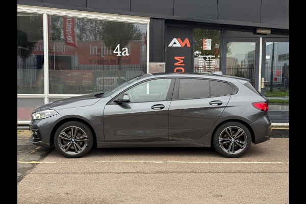 BMW 1-serie 118i Executive Edition | Airco | Cruise | PDC