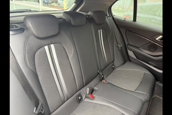 BMW 1-serie 118i Executive Edition | Airco | Cruise | PDC