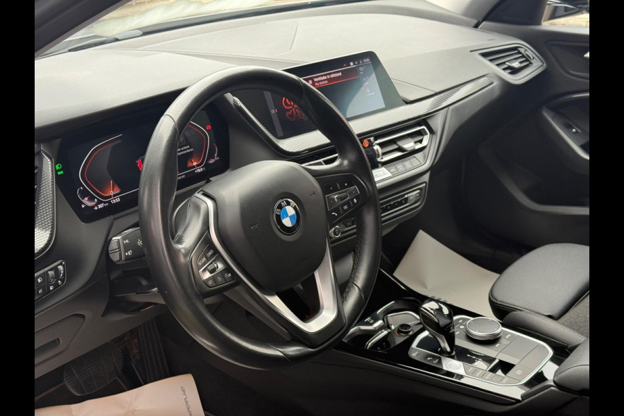 BMW 1-serie 118i Executive Edition | Airco | Cruise | PDC