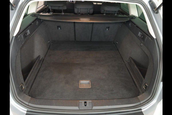 Volkswagen Passat Variant 1.4 TSI ACT Comfortline 150pk 6bak| Navi | LM-velgen| Parksensors | extra getint glas