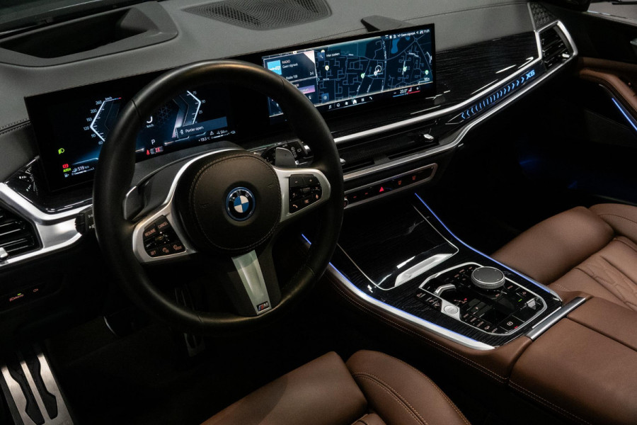 BMW X5 xDrive50e *M-Sport Pro / Panorama Sky Lounge / Harman Kardon / Soft-Close / Alcantara hemelbekleding / Comfort-Stoelen*