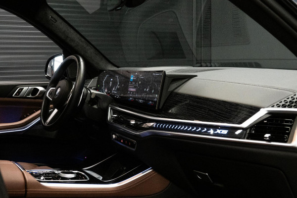 BMW X5 xDrive50e *M-Sport Pro / Panorama Sky Lounge / Harman Kardon / Soft-Close / Alcantara hemelbekleding / Comfort-Stoelen*