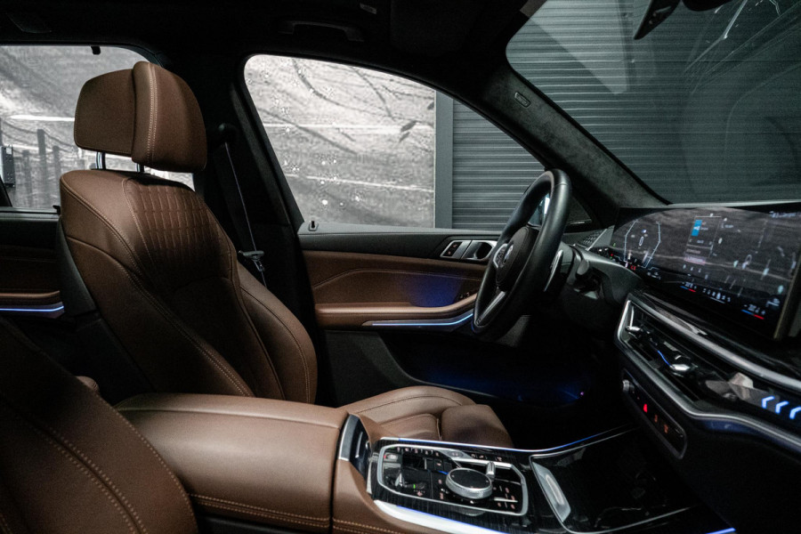 BMW X5 xDrive50e *M-Sport Pro / Panorama Sky Lounge / Harman Kardon / Soft-Close / Alcantara hemelbekleding / Comfort-Stoelen*