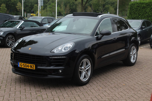 Porsche Macan 2.0 / Trekhaak / Panoramadak / Leder / Parkeerhulp V+A / Stoelverwarming / DAB / Cruise Control