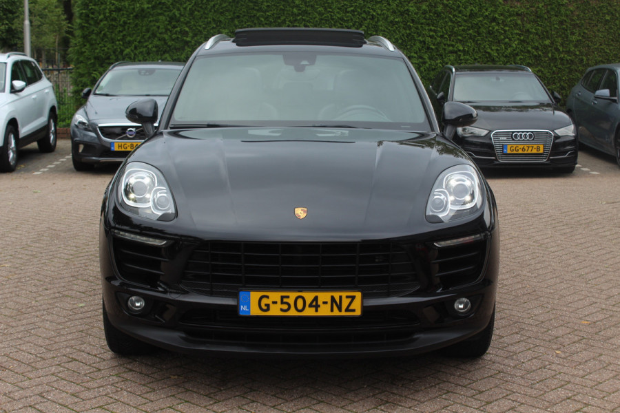 Porsche Macan 2.0 / Trekhaak / Panoramadak / Leder / Parkeerhulp V+A / Stoelverwarming / DAB / Cruise Control