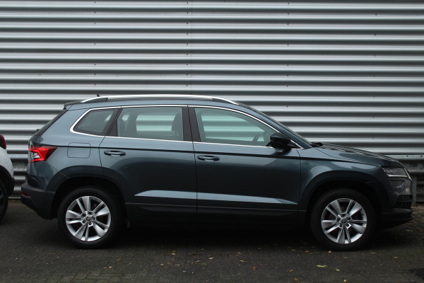 Škoda Karoq 1.5 TSI ACT 150pk Business Edition Plus NL-Auto NAP Clima Cruise Navi Camera Canton El. Klep 17"LMV