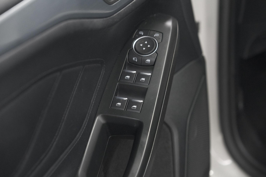Ford Focus 1.5 EcoBoost Active Business | Lage Kilometerstand | Navigatie | Parkeersensoren | Apple Carplay Ford Focus 1.5 EcoBoost Active Business | Lage Kilometerstand | Navigatie | Parkeersensoren | Apple Carplay