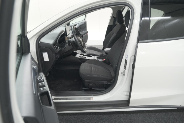 Ford Focus 1.5 EcoBoost Active Business | Lage Kilometerstand | Navigatie | Parkeersensoren | Apple Carplay Ford Focus 1.5 EcoBoost Active Business | Lage Kilometerstand | Navigatie | Parkeersensoren | Apple Carplay