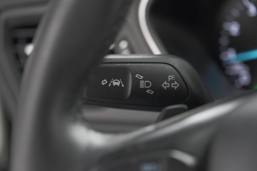 Ford Focus 1.5 EcoBoost Active Business | Lage Kilometerstand | Navigatie | Parkeersensoren | Apple Carplay Ford Focus 1.5 EcoBoost Active Business | Lage Kilometerstand | Navigatie | Parkeersensoren | Apple Carplay