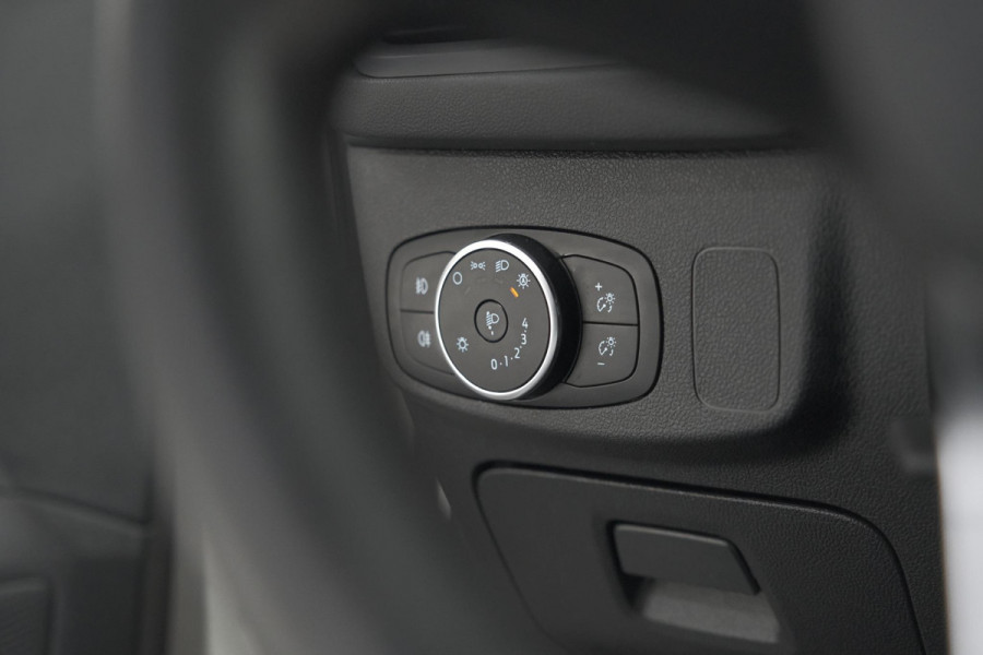 Ford Focus 1.5 EcoBoost Active Business | Lage Kilometerstand | Navigatie | Parkeersensoren | Apple Carplay Ford Focus 1.5 EcoBoost Active Business | Lage Kilometerstand | Navigatie | Parkeersensoren | Apple Carplay