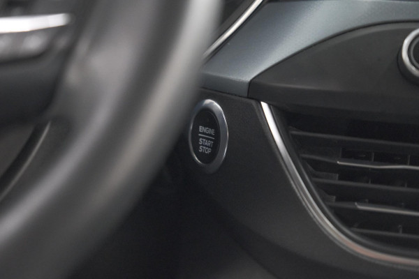 Ford Focus 1.5 EcoBoost Active Business | Lage Kilometerstand | Navigatie | Parkeersensoren | Apple Carplay Ford Focus 1.5 EcoBoost Active Business | Lage Kilometerstand | Navigatie | Parkeersensoren | Apple Carplay