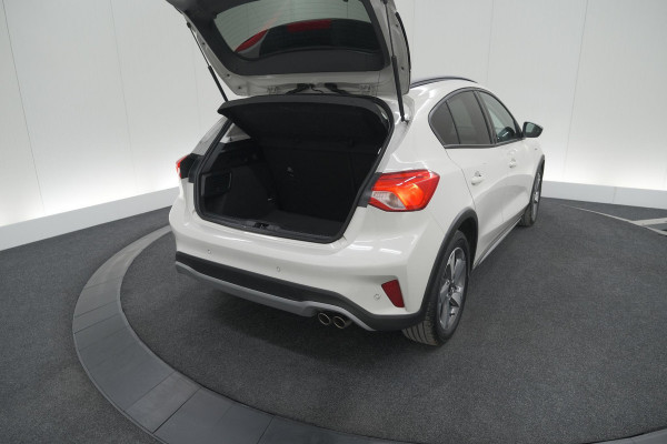 Ford Focus 1.5 EcoBoost Active Business | Lage Kilometerstand | Navigatie | Parkeersensoren | Apple Carplay Ford Focus 1.5 EcoBoost Active Business | Lage Kilometerstand | Navigatie | Parkeersensoren | Apple Carplay