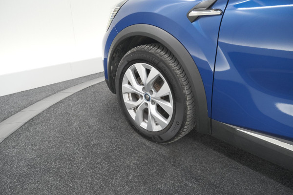 Renault Captur 1.6 E-Tech Plug-in Hybrid 160 Intens | Camera | 9.3 Inch Groot Scherm | Apple Carplay | Parkeersensoren Renault Captur 1.6 E-Tech Plug-in Hybrid 160 Intens | Camera | 9.3 Inch Groot Scherm | Apple Carplay | Parkeersensoren