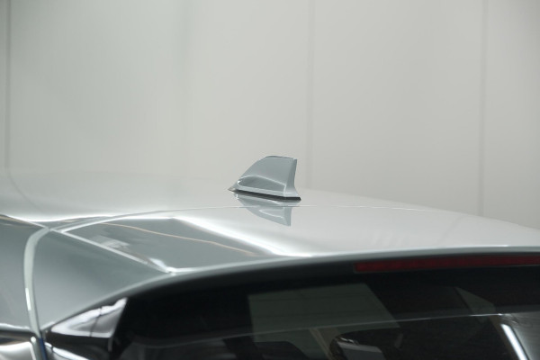 Renault Captur 1.6 E-Tech Plug-in Hybrid 160 Intens | Camera | 9.3 Inch Groot Scherm | Apple Carplay | Parkeersensoren Renault Captur 1.6 E-Tech Plug-in Hybrid 160 Intens | Camera | 9.3 Inch Groot Scherm | Apple Carplay | Parkeersensoren