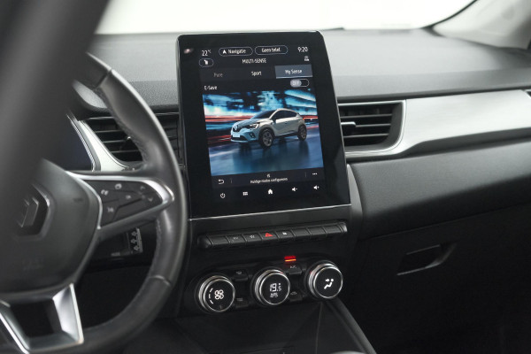 Renault Captur 1.6 E-Tech Plug-in Hybrid 160 Intens | Camera | 9.3 Inch Groot Scherm | Apple Carplay | Parkeersensoren Renault Captur 1.6 E-Tech Plug-in Hybrid 160 Intens | Camera | 9.3 Inch Groot Scherm | Apple Carplay | Parkeersensoren