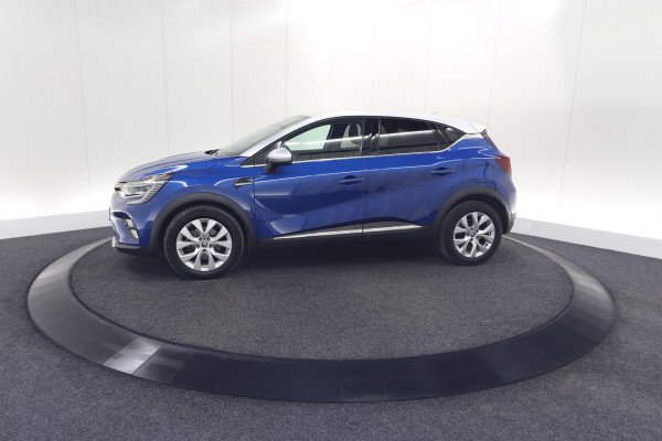 Renault Captur 1.6 E-Tech Plug-in Hybrid 160 Intens | Camera | 9.3 Inch Groot Scherm | Apple Carplay | Parkeersensoren Renault Captur 1.6 E-Tech Plug-in Hybrid 160 Intens | Camera | 9.3 Inch Groot Scherm | Apple Carplay | Parkeersensoren
