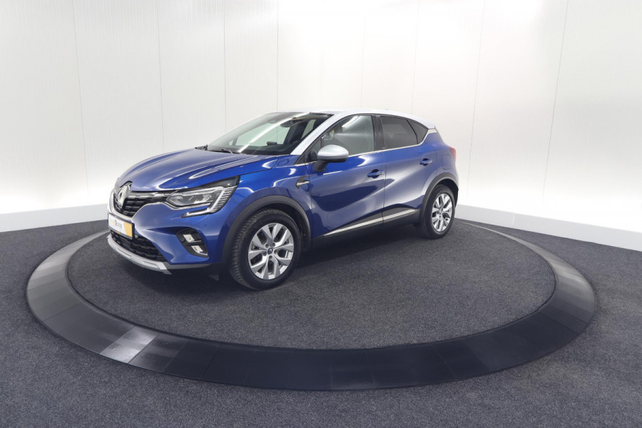 Renault Captur 1.6 E-Tech Plug-in Hybrid 160 Intens | Camera | 9.3 Inch Groot Scherm | Apple Carplay | Parkeersensoren Renault Captur 1.6 E-Tech Plug-in Hybrid 160 Intens | Camera | 9.3 Inch Groot Scherm | Apple Carplay | Parkeersensoren