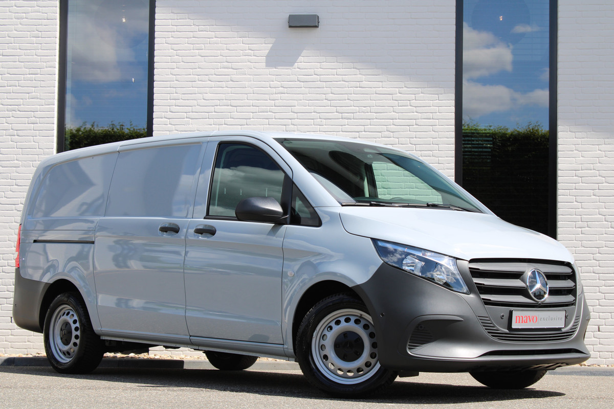 Mercedes-Benz Vito 114 CDI / BPM VRIJ / Automaat / Lang / 1.700 km!! / PDC / Camera / Navi / NIEUWSTAAT Mercedes-Benz Vito 114 CDI / BPM VRIJ / Automaat / Lang / 1.700 km!! / PDC / Camera / Navi / NIEUWSTAAT
