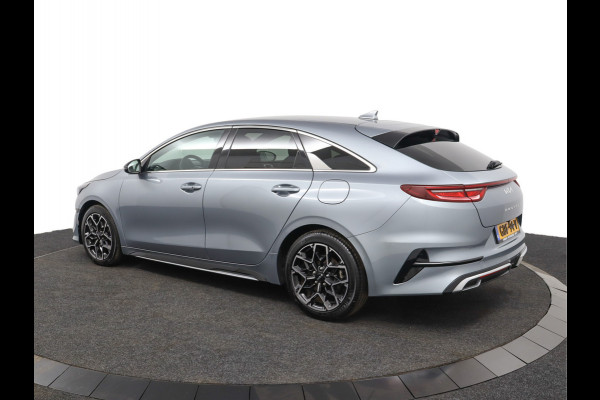 Kia ProCeed 1.5 T-GDi GT-Line Apple Carplay/Android Auto - Cruise Control - Dodehoekdetectie - Climate Control - Navigatie - Stoel/Stuur Verwarming - Fabrieksgarantie tot 06-2031