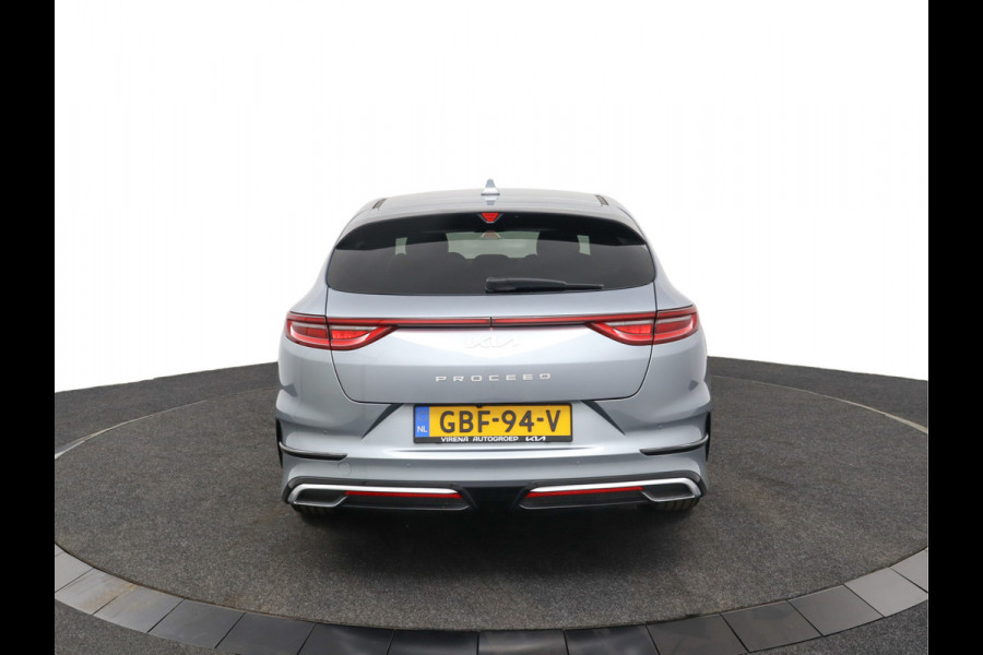 Kia ProCeed 1.5 T-GDi GT-Line Apple Carplay/Android Auto - Cruise Control - Dodehoekdetectie - Climate Control - Navigatie - Stoel/Stuur Verwarming - Fabrieksgarantie tot 06-2031