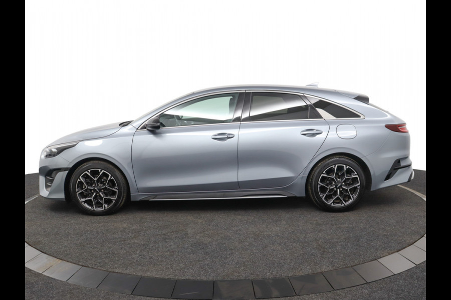 Kia ProCeed 1.5 T-GDi GT-Line Apple Carplay/Android Auto - Cruise Control - Dodehoekdetectie - Climate Control - Navigatie - Stoel/Stuur Verwarming - Fabrieksgarantie tot 06-2031