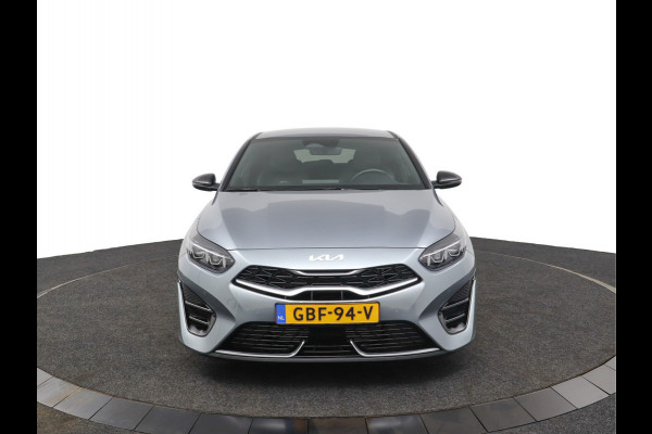 Kia ProCeed 1.5 T-GDi GT-Line Apple Carplay/Android Auto - Cruise Control - Dodehoekdetectie - Climate Control - Navigatie - Stoel/Stuur Verwarming - Fabrieksgarantie tot 06-2031