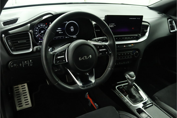 Kia ProCeed 1.5 T-GDi GT-Line Apple Carplay/Android Auto - Cruise Control - Dodehoekdetectie - Climate Control - Navigatie - Stoel/Stuur Verwarming - Fabrieksgarantie tot 06-2031