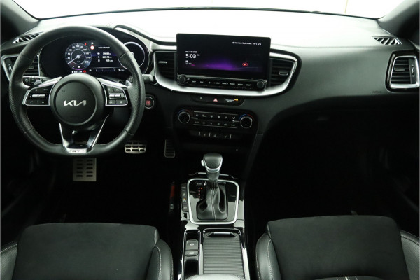 Kia ProCeed 1.5 T-GDi GT-Line Apple Carplay/Android Auto - Cruise Control - Dodehoekdetectie - Climate Control - Navigatie - Stoel/Stuur Verwarming - Fabrieksgarantie tot 06-2031