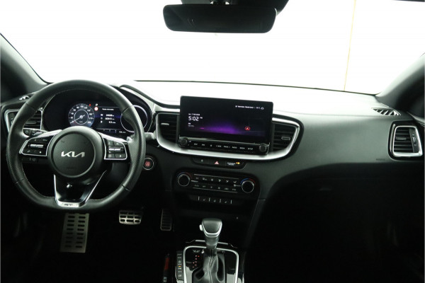 Kia ProCeed 1.5 T-GDi GT-Line Apple Carplay/Android Auto - Cruise Control - Dodehoekdetectie - Climate Control - Navigatie - Stoel/Stuur Verwarming - Fabrieksgarantie tot 06-2031