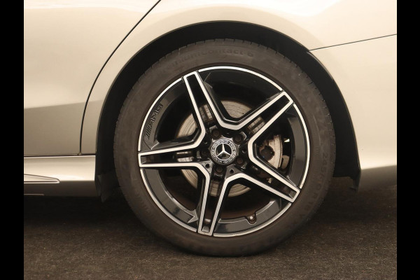 Mercedes-Benz C-Klasse 200 Business Solution AMG | Leder | Carplay | Navigatie | Stoelverwarming | Camera | Adaptive cruise | Full LED | LMV 18 inch